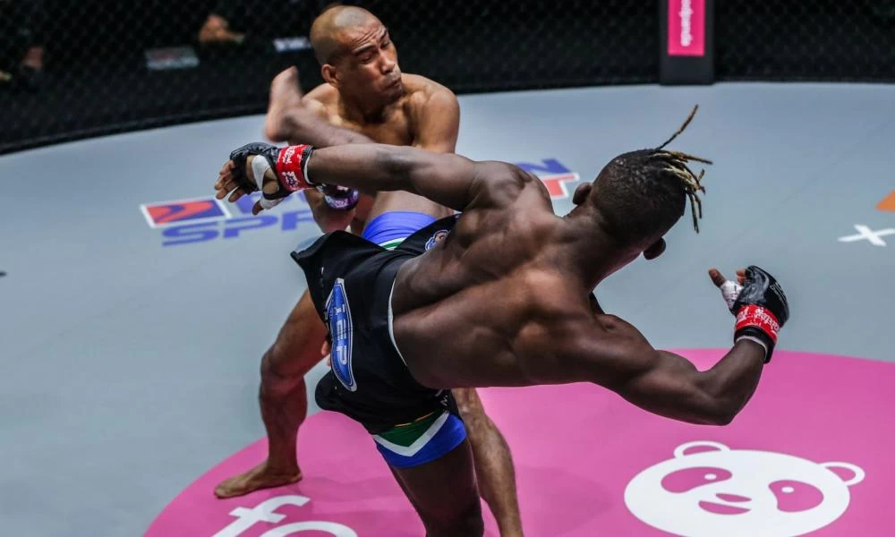 Του πείρε μόνο 37 δευτερόλεπτα για να βγάλει νοκ-άουτ τον αντίπαλο